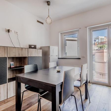רומא Monteverde Sunny Apartment מראה חיצוני תמונה